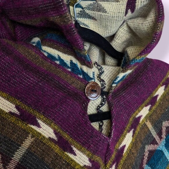 Ecuadorian Acrylic Alpaca Poncho (Ruana Andina) - Picture 4 of 7